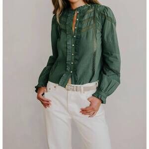 NEW LOVE THE LABEL delia top in green